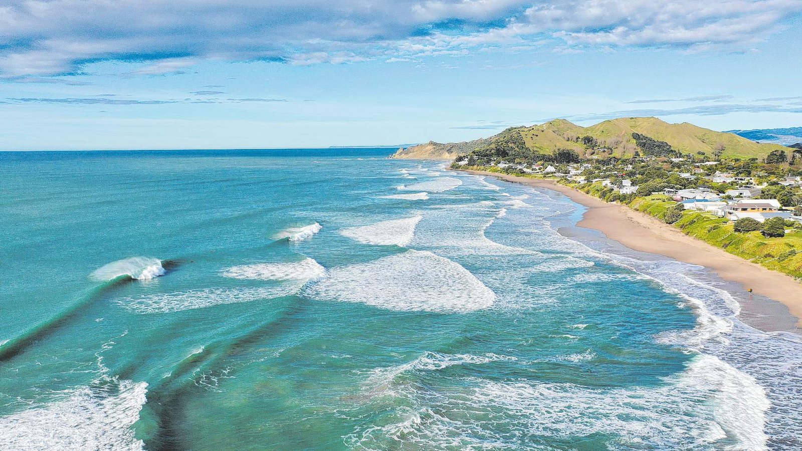 Wainui Beach surf spot